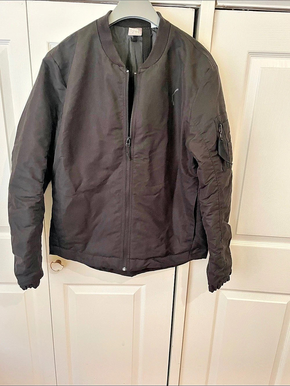 Puma Men's Black Bomber Jacket Size Medium